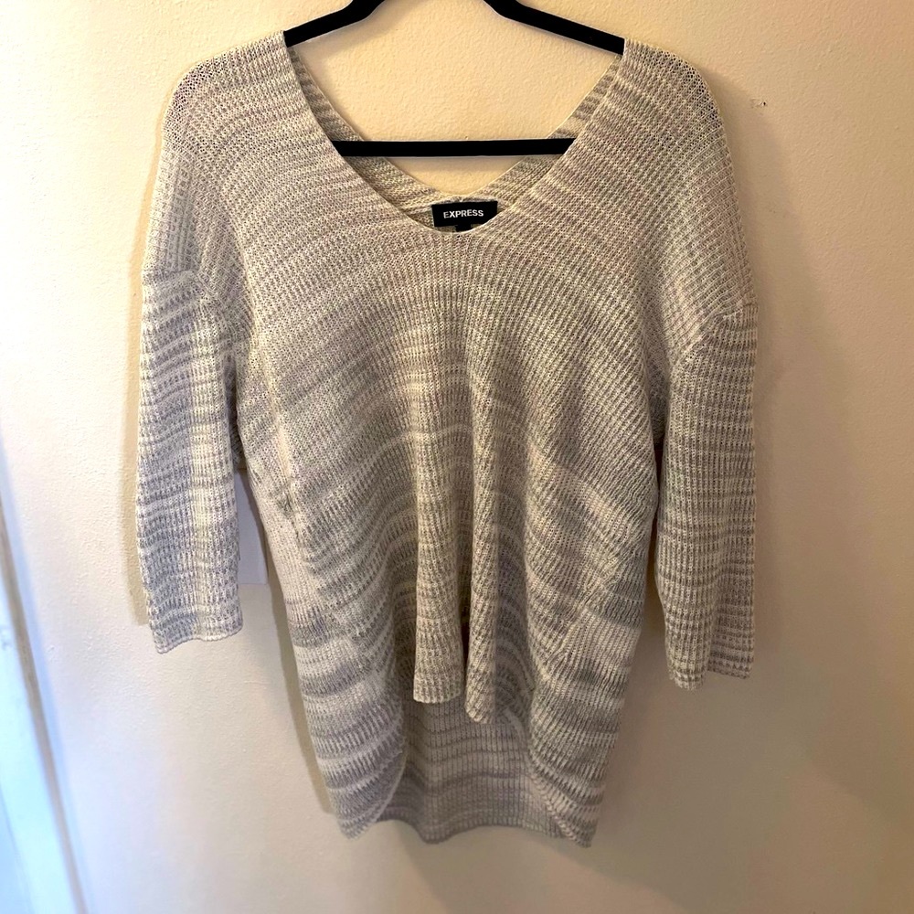 Express Brand loose-knit pullover sweater. Size: Small.